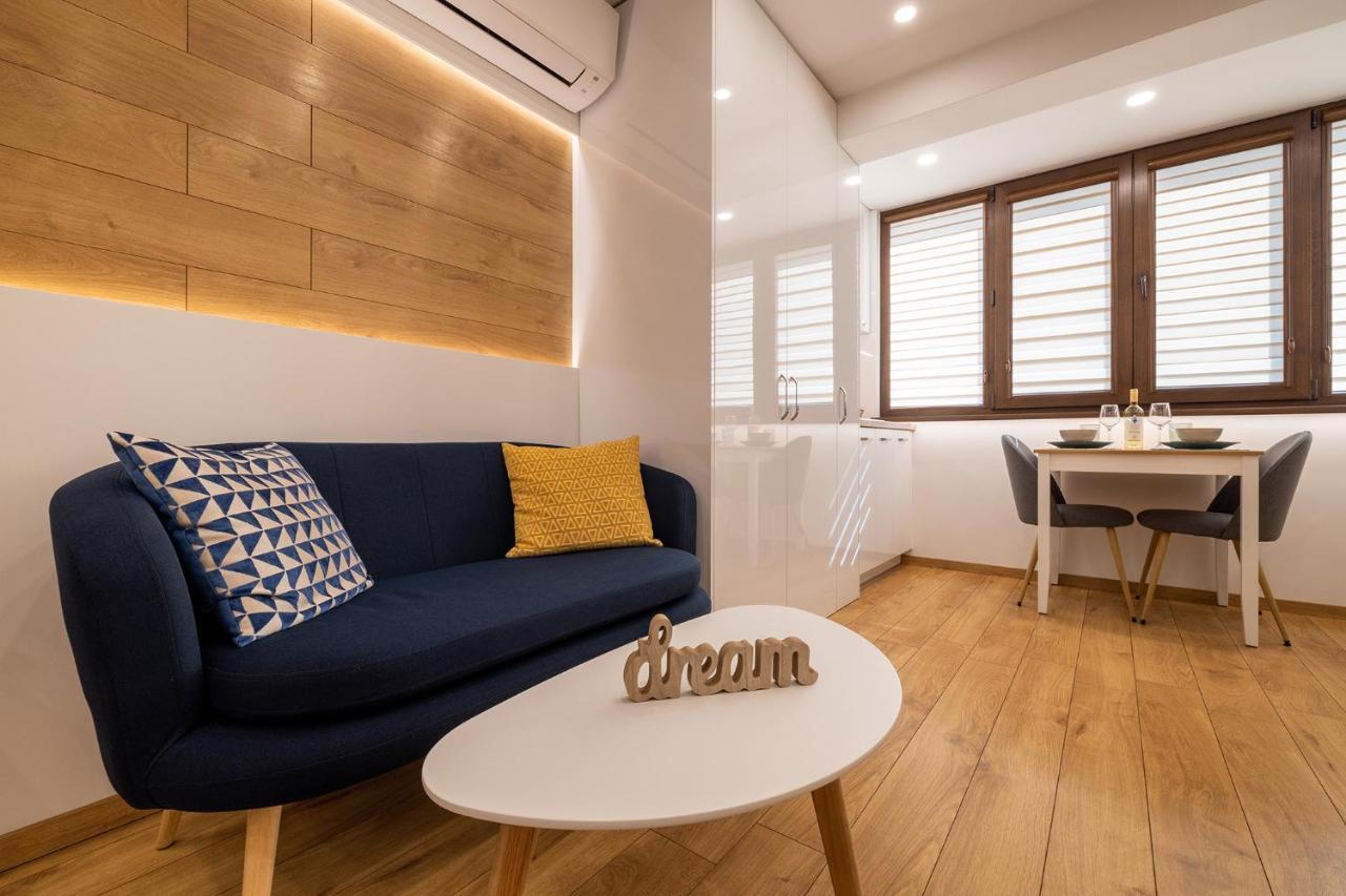 Luxury Studio Living High-End Amenities And Great Location By Flat Mаnager Sofia Buitenkant foto
